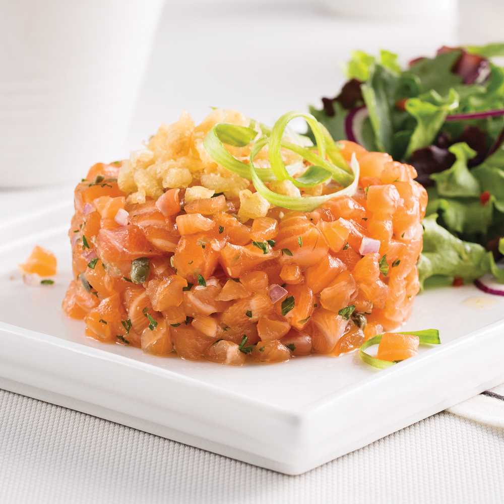 Tartare de saumon et croustillant de tempura