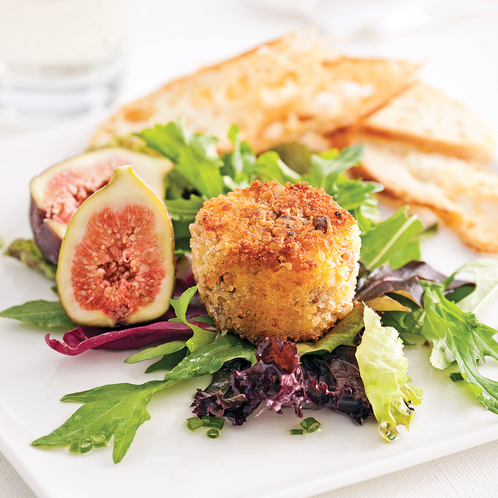 Croustillant de chèvre fondant sur salade de figues
