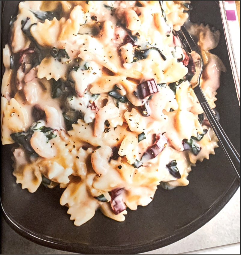 Pâtes en sauce crémeuse (aux crevettes nordiques et chèvre)